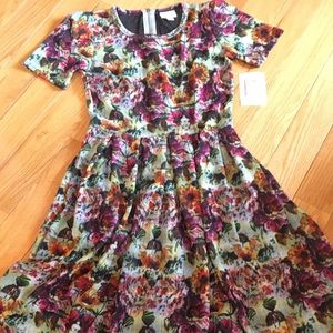 LuLaRoe Small floral Amelia